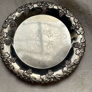 VTG Hong Kong etched grape leaves wine bottle coaster.